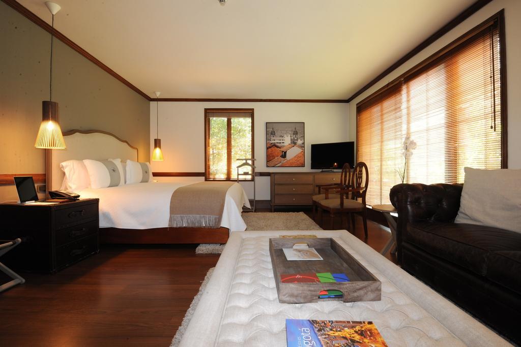 Four Seasons Hotel Casa Medina Bogota Room photo